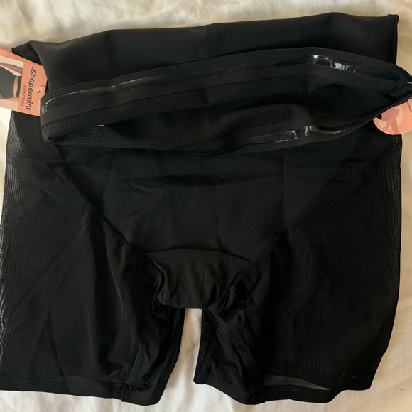 NWT Shapermint Essentials Everyday Empower Mesh Shaper Shorts Black - Picture 11 of 12